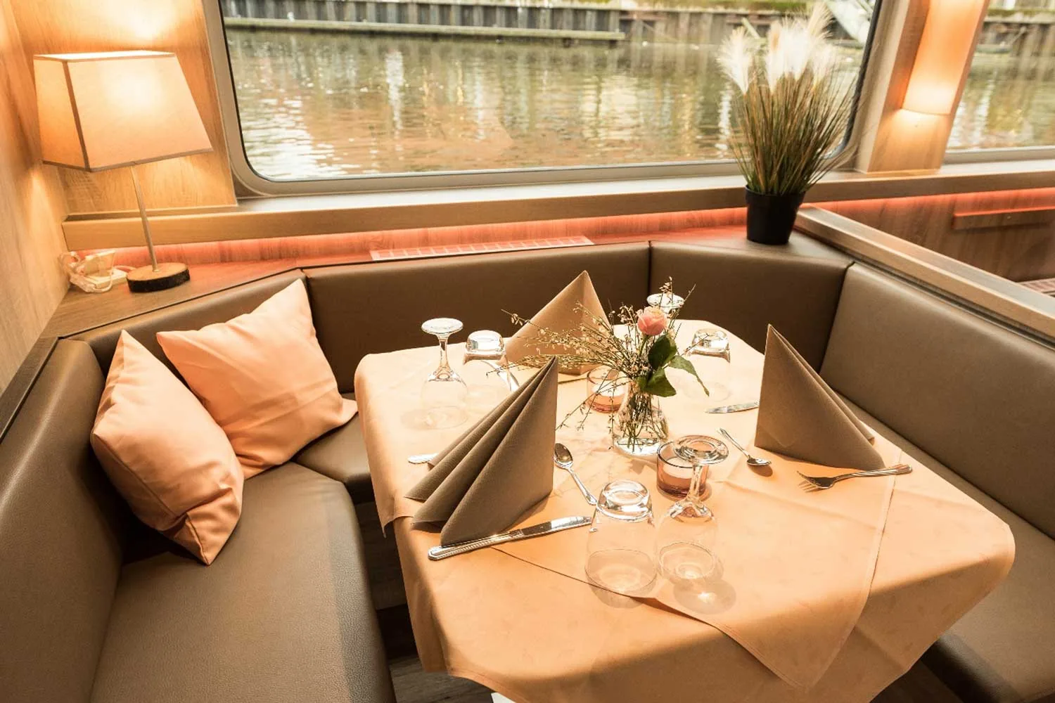 MS Serrahn Deern – Fahrgastschiff Hamburg, Bild 7