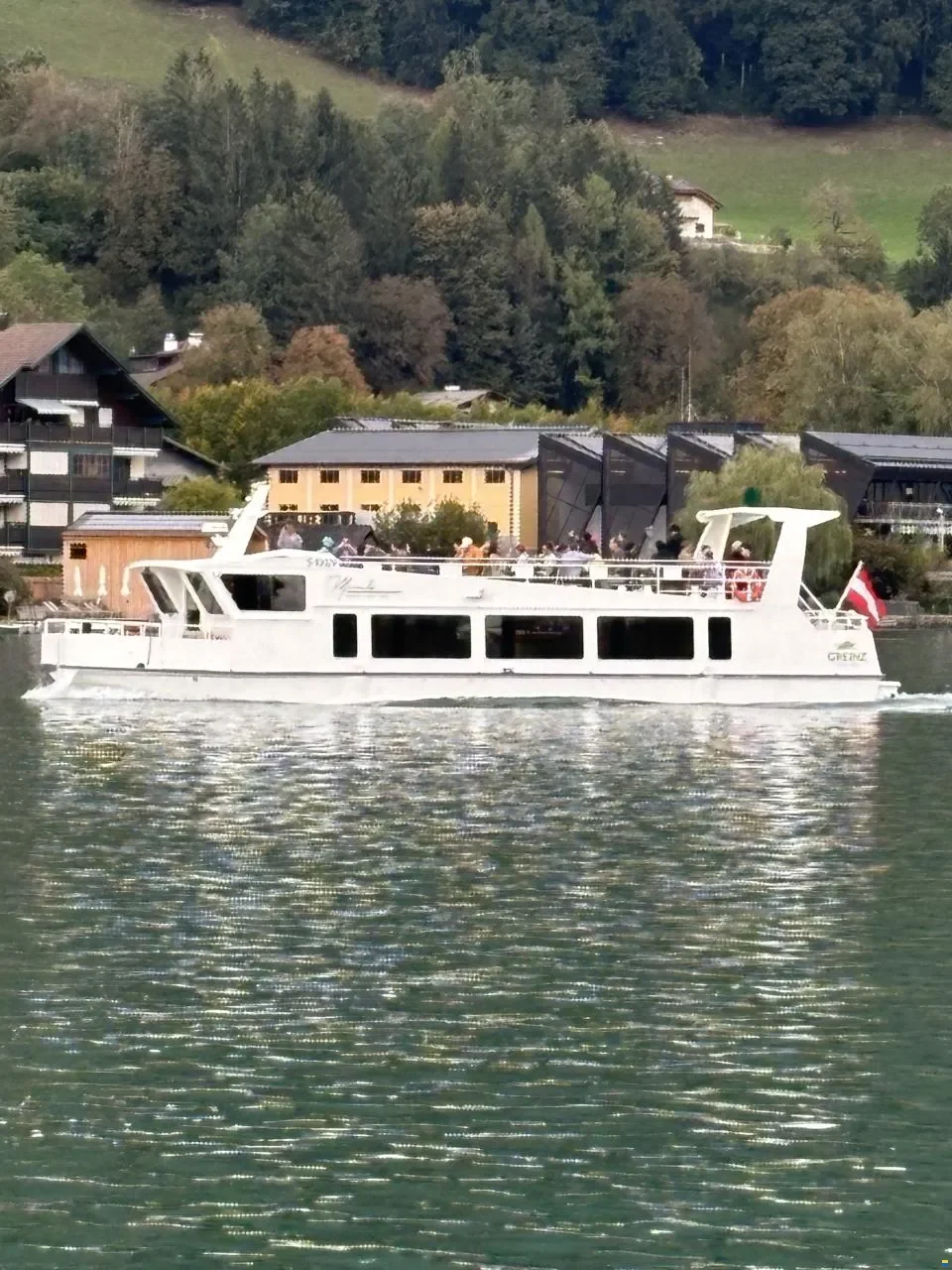 MS Miracle – Two-Deck Passenger Vessel Binnengewässer, photo 1