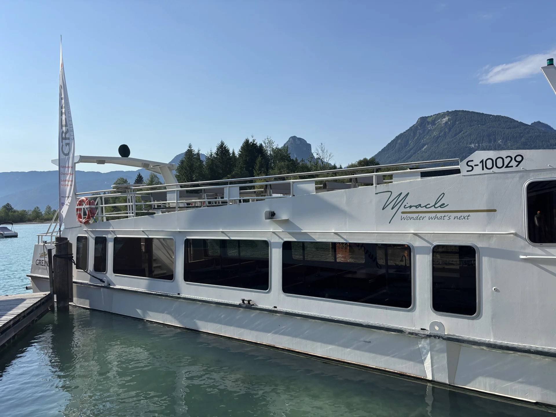 MS Miracle – Two-Deck Passenger Vessel Binnengewässer, photo 2